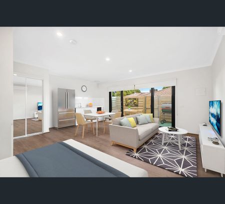 1/11 Government Road, Frankston, Vic 3199 - Photo 3
