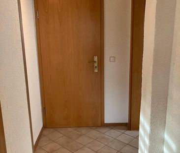 Schöne Helle neu renovierte Wohnung ideal für Singles . - Foto 1