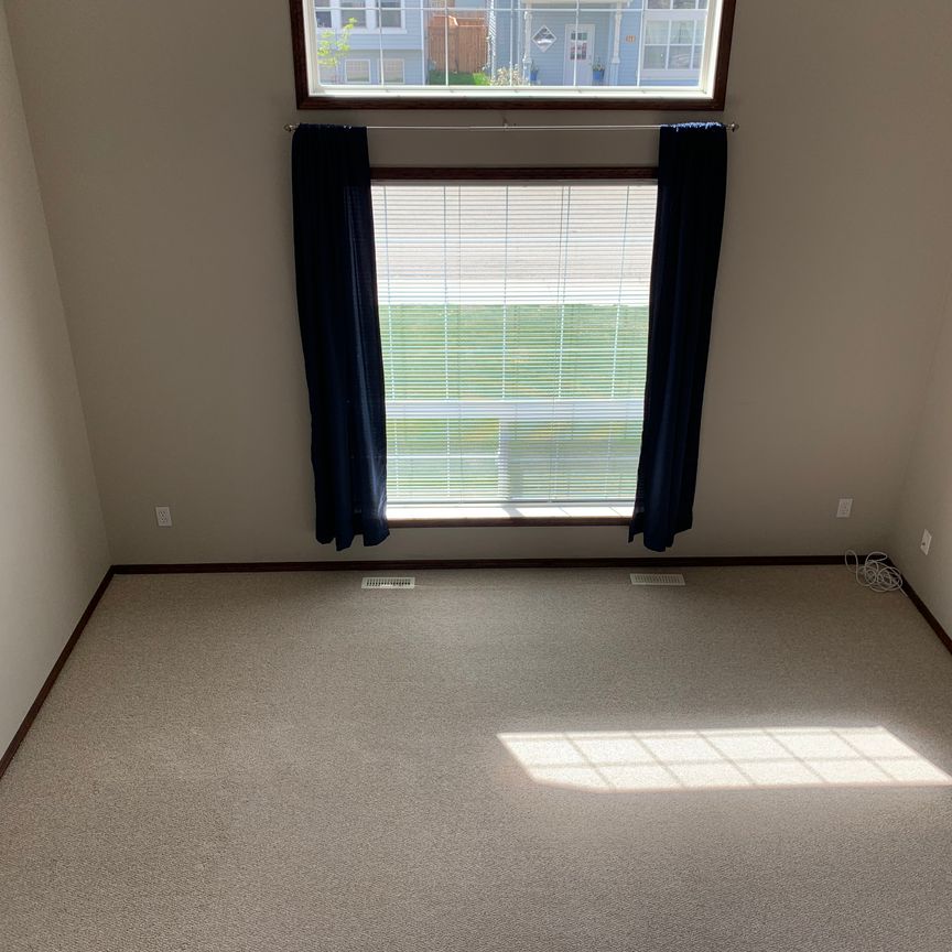 FULL HOUSE IN LANCASTER!!! 3 Bedrooms 2 Baths & Fenced Yard!! - Photo 1