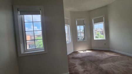 For Lease - 51 Waldron Crescent Unit# (Main), Richmond Hill, Ontario - Photo 2