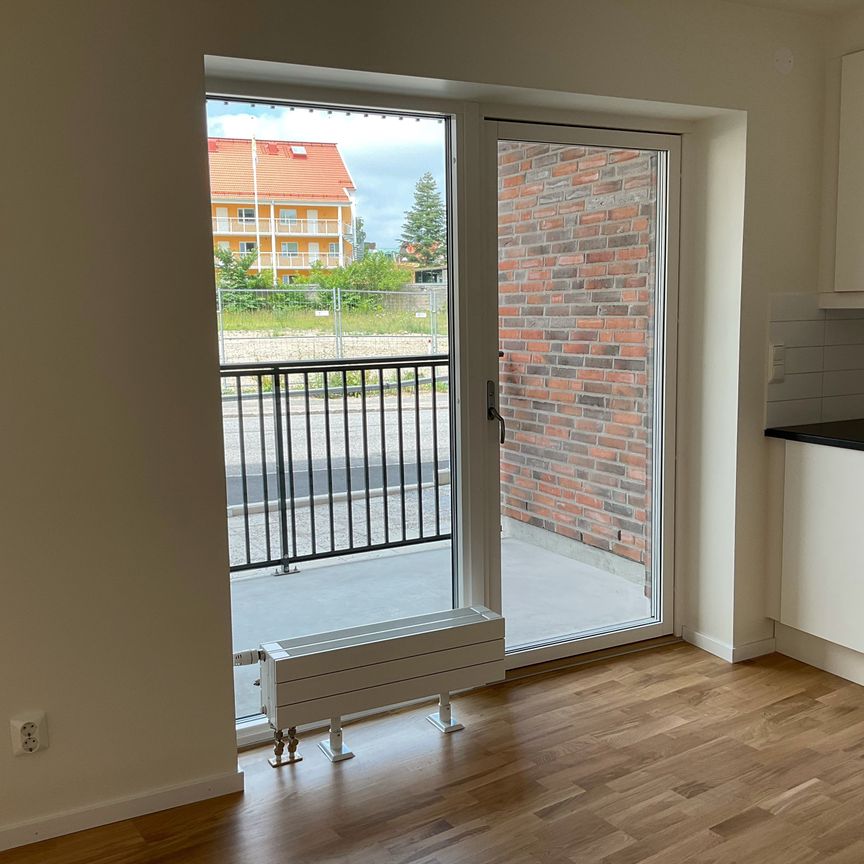 Östergatan, Tomelilla - Photo 1