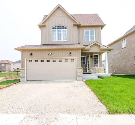 For Lease - 243 McKenzie Drive, Clearview, Ontario - Photo 2