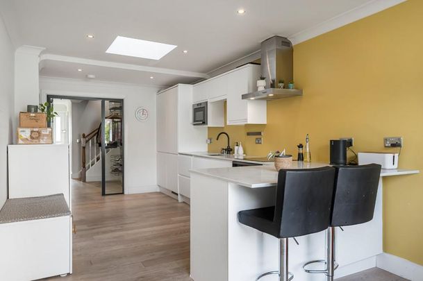 2 bedroom terraced house to rent - Photo 1