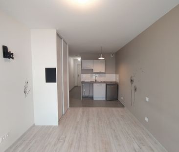 Location Appartement 1 pièce 26m² - Photo 2