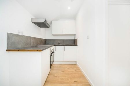 Brent Cross Gardens - Photo 2