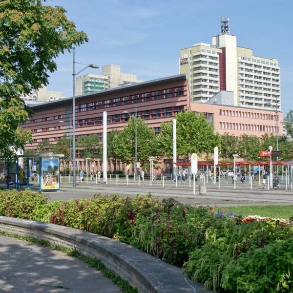 Veit-Stoß-Straße 4 - Künstler-Karree - Photo 1