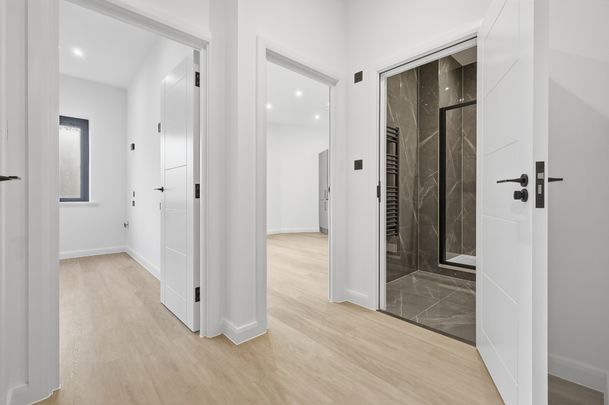 Headgate, Colchester - Photo 1