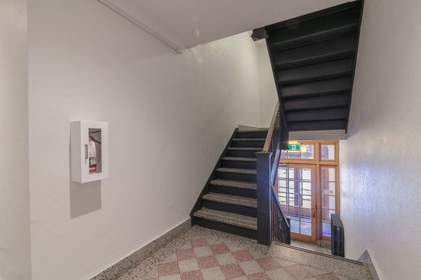 4745 Queen Mary Road, Montréal, QC - Photo 1