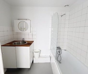 Location Appartement 1 pièce Meublé 33m² AGEN 47000 - Photo 6