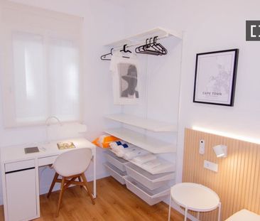 barcelona, Catalonia 08001 - Photo 1