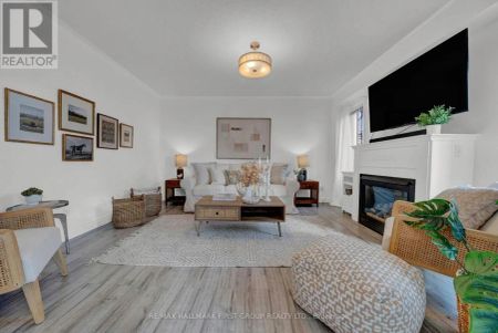 25 SPRUCEWOOD CRESCENT - Photo 2