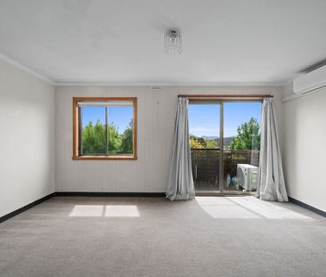 Located in a secure complex with a sunny outlook - Photo 4