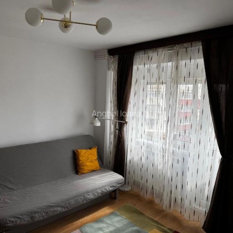 Tineretului sincai etaj 8 timpuri noi - Photo 1