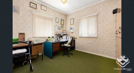 Cosy home in Mansfield Catchment - Photo 2