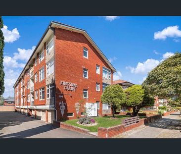 1 Bedroom Apartment in Prime Location - Photo 1