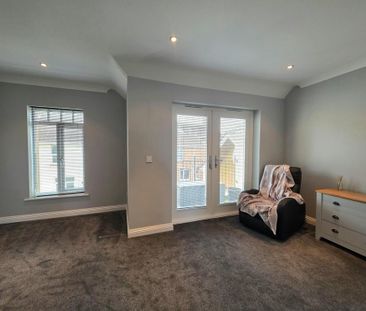 2 bedroom maisonette to rent - Photo 5