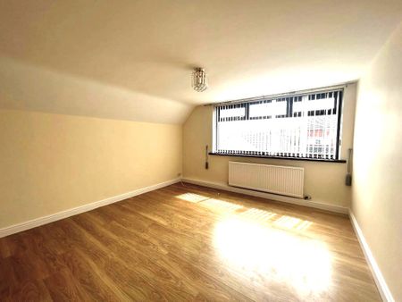 Y Llwyn, Coedcae, Llanelli, SA15 1JT - Photo 3