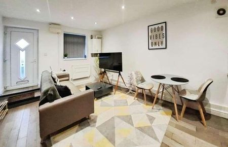 Richardson Street, Swansea, SA1 - Photo 2