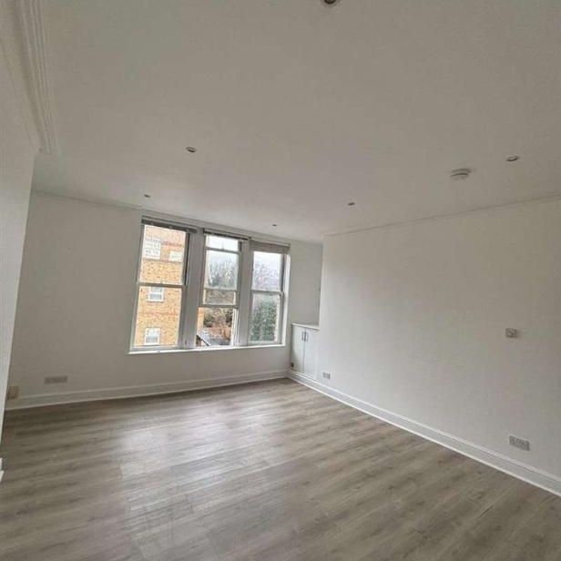 The Gardens, East Dulwich, London, SE22 - Photo 1