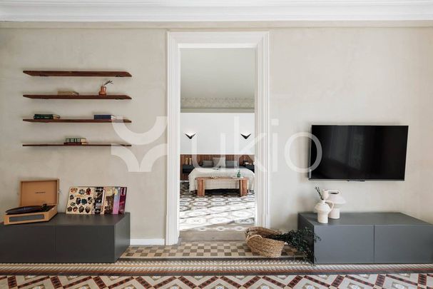 5 room luxury Apartment for rent in Barcelona, Spain - Photo 1