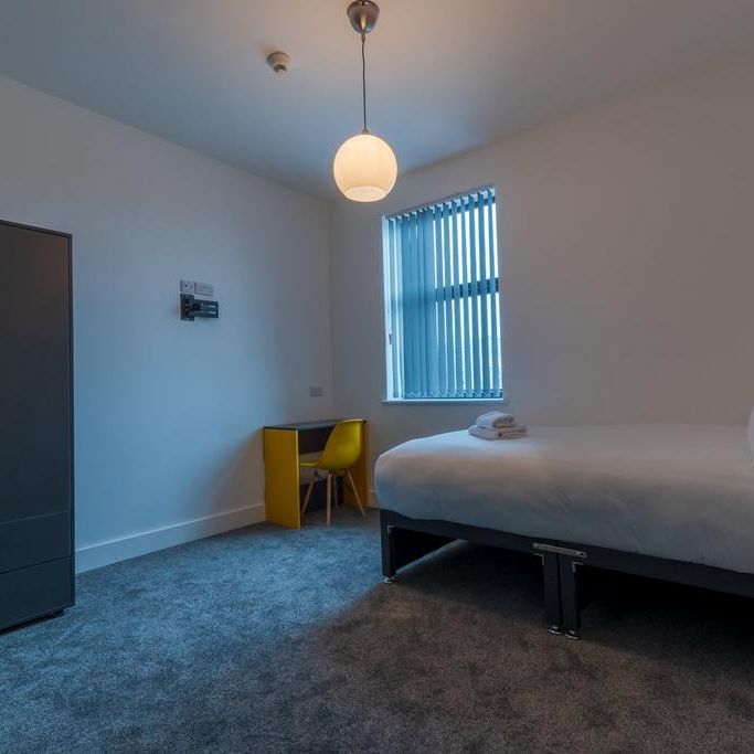 1 bedroom in a house share to rent - Photo 1