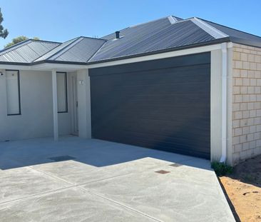 Brand New Modern Comfort in a Fantastic Location - Photo 4