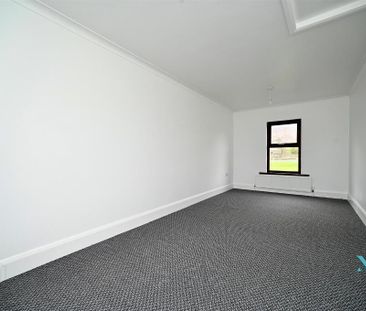 1 Orchard Place, Newtownards, BT23 7AE - Photo 2