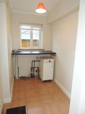 House to rent in Galway, An Logán - Photo 2