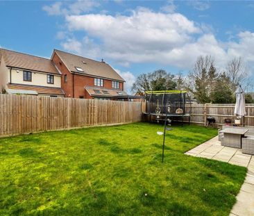 4 bedroom detached house to rent - Photo 4