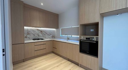 Modern Family Living in Prime Location - Photo 3