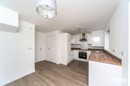 3 bedroom house to rent Funnell Drive, Stone Cross, Pevensey, East Sussex, BN24 - Photo 5