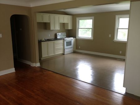 82 Jacobson Avenue - Photo 4