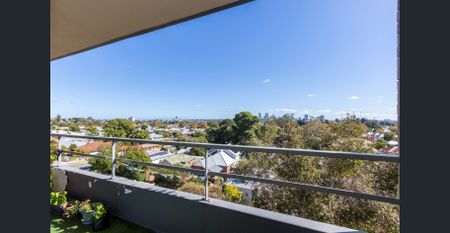 1 BEDROOM APARTMENT WITH CITY VIEWS - Photo 3