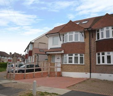 4 bedroom house to rent - Photo 1