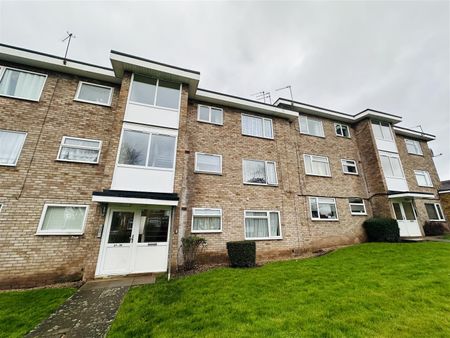 Simon Close, Nuneaton, CV11 - Photo 3