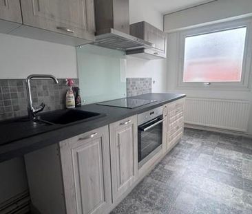 Location Appartement 2 pièces 48m² ARMENTIERES 59280 - Photo 2