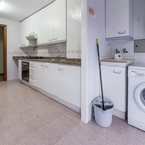 Carrer de Campoamor, Valencia, Valencian Community 46022 - Photo 1