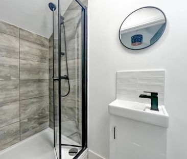 1 bedroom in a house share to rent - Photo 6