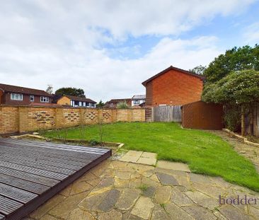 4 bedroom detached house to rent - Photo 4