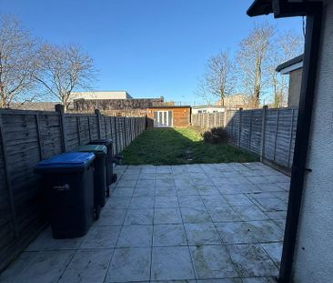 3 bedroom terraced house to rent - Photo 6