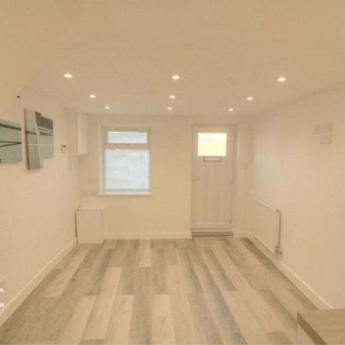 1 bedroom terraced house to rent - Photo 1