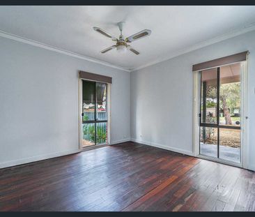 Perfect Location in the Heart of Rockingham! Available for rent - Photo 2