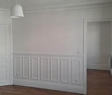Location Appartement 4 pièces 79m² NEUILLY SUR SEINE 92200 - Photo 4