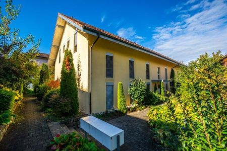 Your new home with garden seating - Photo 5