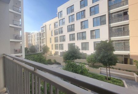 Luxurious 2BHK Apartment with Modern Amenities - Photo 5