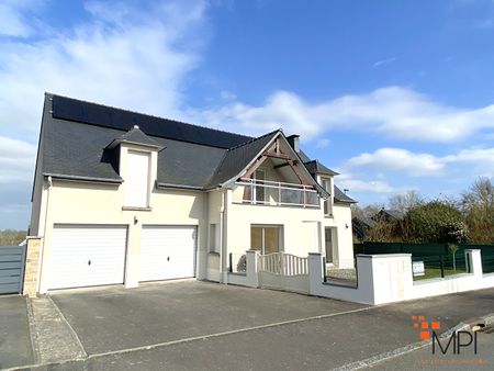 Location Maison 8 pièces 195m² - Photo 5