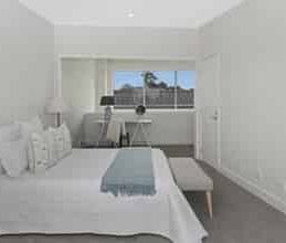 Style and Location - Photo 3