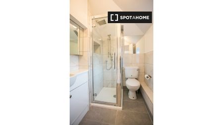 Cosy 1-bedroom flat to rent in Ballsbridge, Dublin - Photo 5