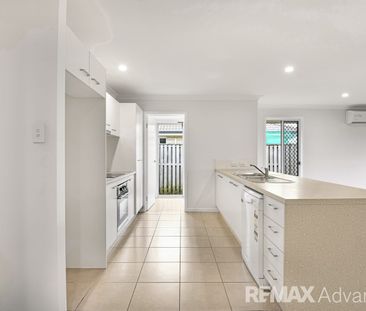 36 Adam Street, Beachmere, Qld 4510 - Photo 5