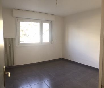 Location Appartement 3 pièces 76m² - Photo 4